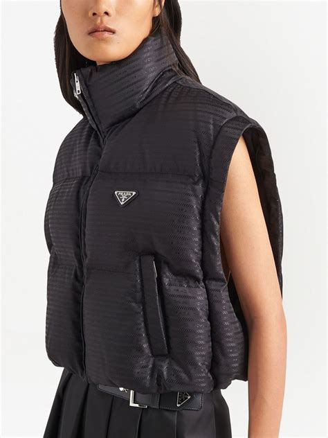 prada puffer detachable sleeves